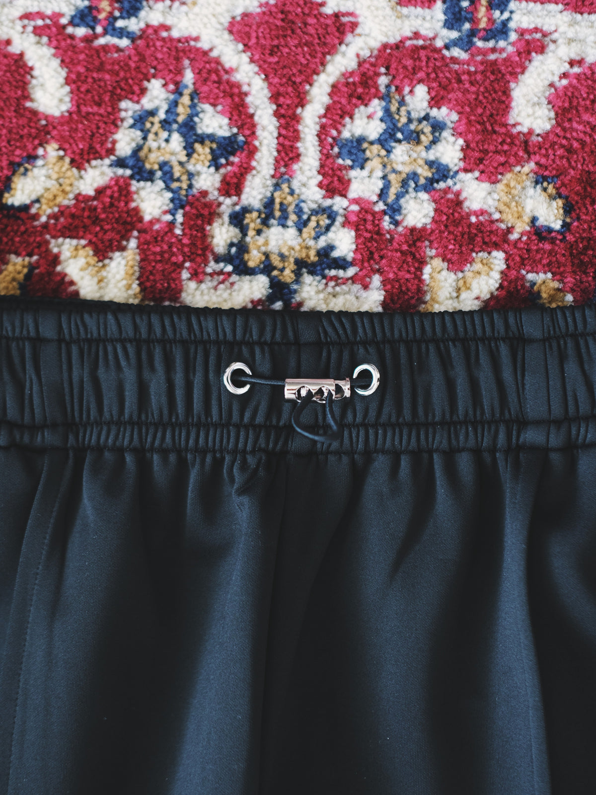 colour-black-brown-pnt-flatlay4